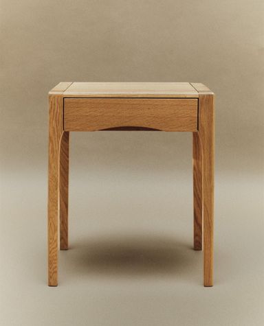 OAK BEDSIDE TABLE WITH DRAWER