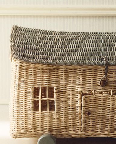 CHILDREN’S LARGE HOUSE BASKET