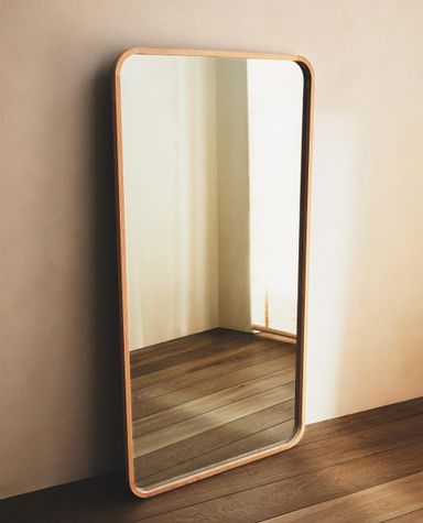 LARGE FULL LENGTH MIRROR WITH ROUNDED FRAME