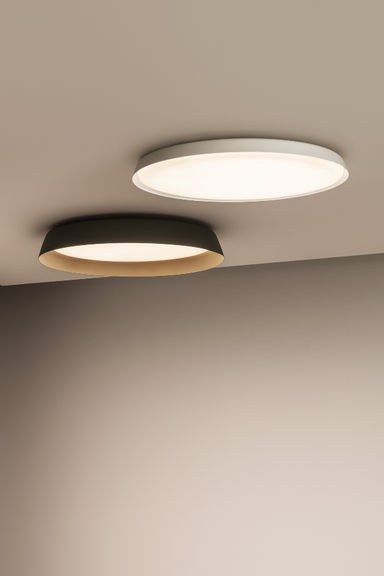 AM Studio / Bigger by VIBIA