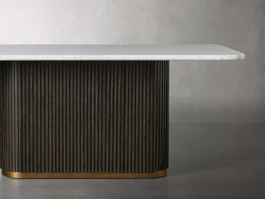 Finnley Dining Table