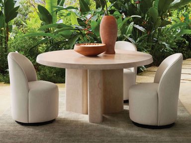 Cruz Outdoor Round Dining Table